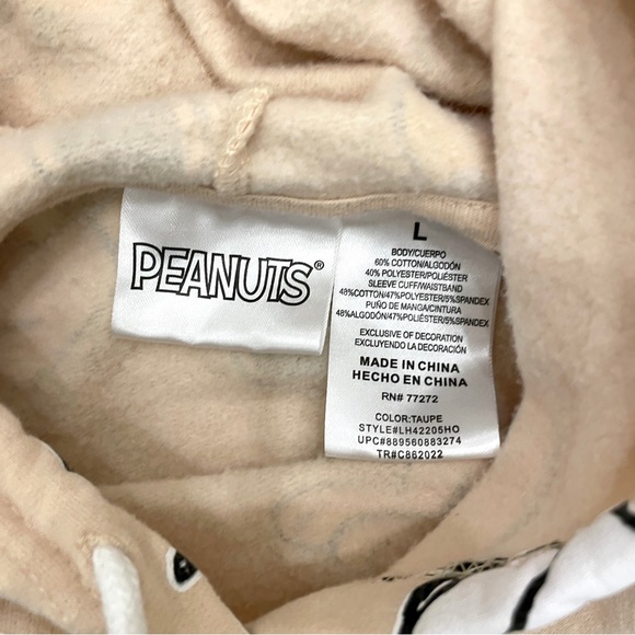 Peanuts Snoopy and Woody Hoodie - Picture 5 of 5